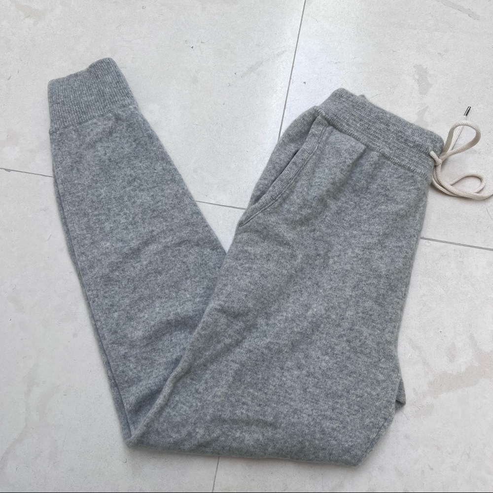 Kathryn McCarron Grey Cashmere Sweatpants